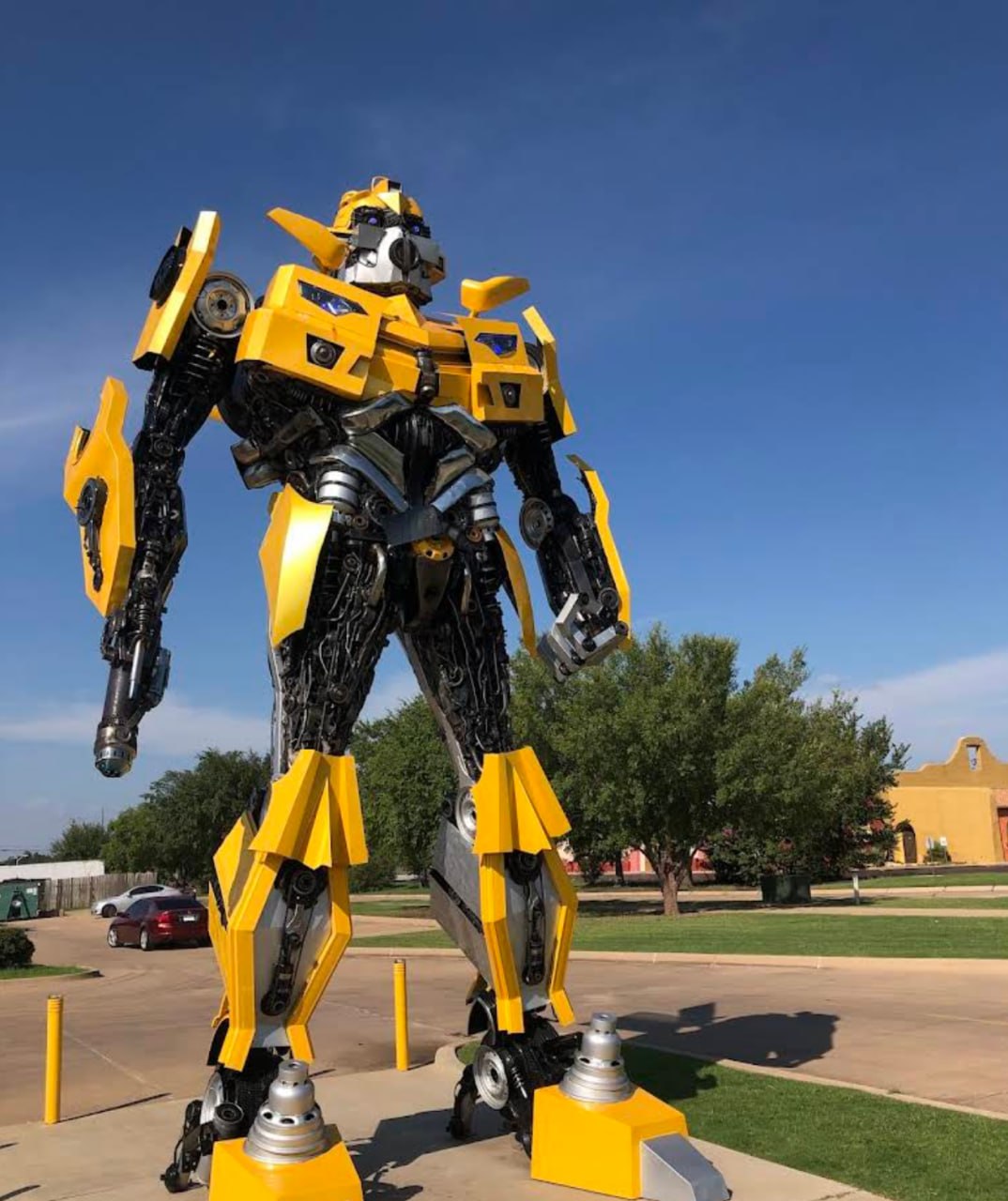 Transformer Sculpture — West 6th